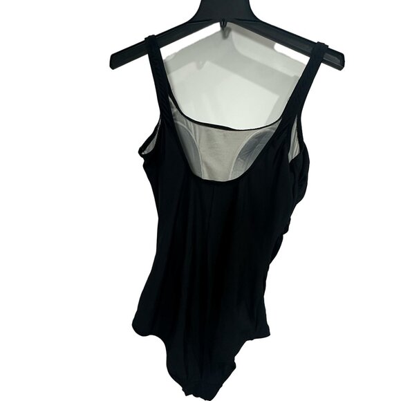 Reebok Women's Scoop-Neck Athletic One-Piece Swimsuit - Black, Size 20, MSRP $60 - Picture 7 of 9